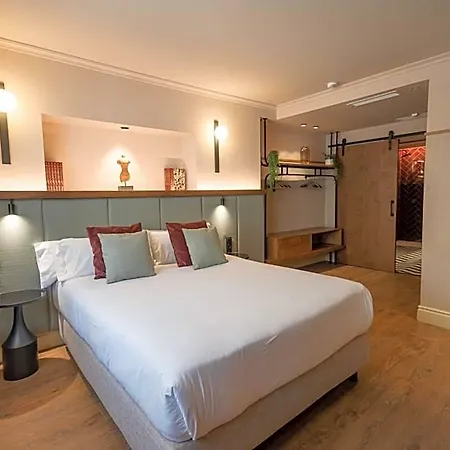 Jova Boutique 4*